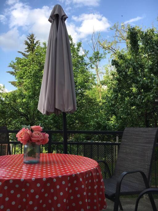 شقة Cozy And Charming Apt. سراييفو المظهر الخارجي الصورة